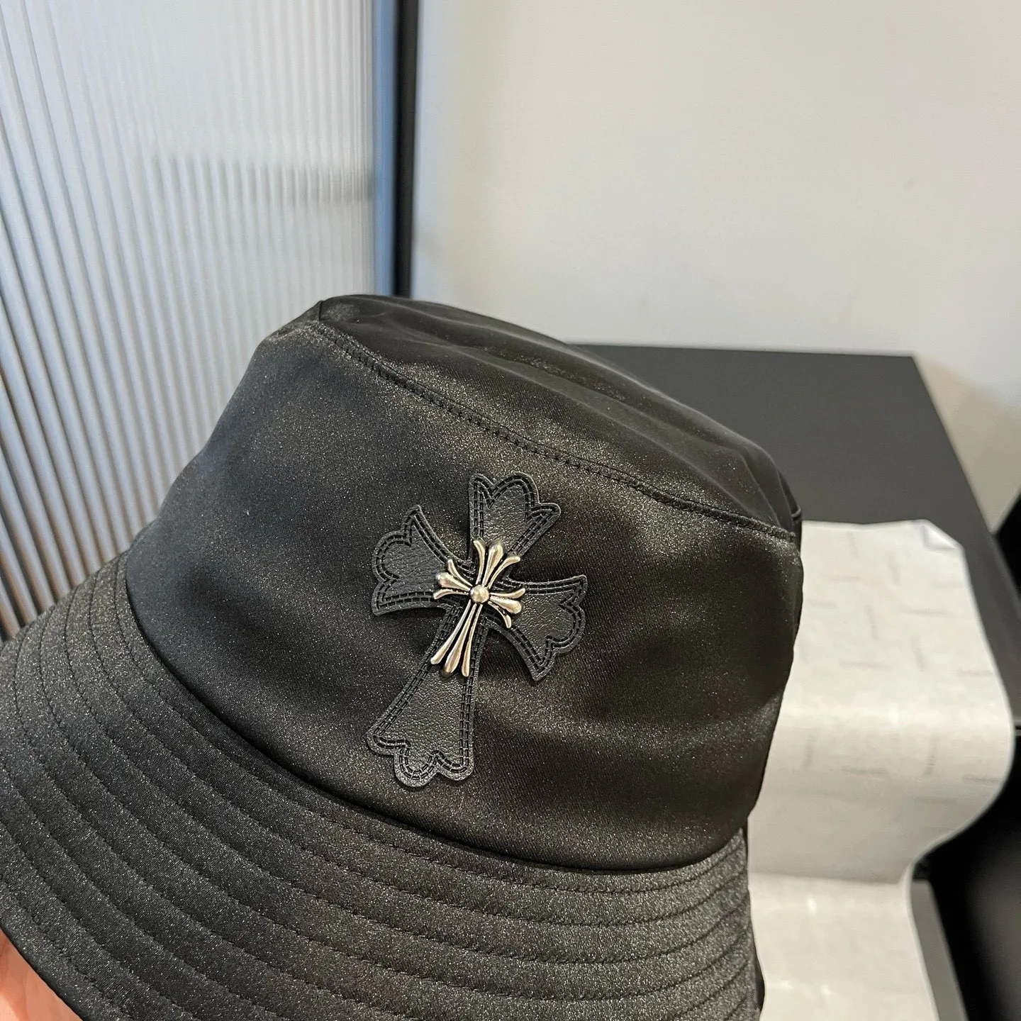 💰100¥ Croxin new fisherman hat, satin fabric, head circumference 57cm